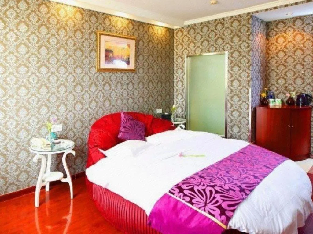 Bed in GreenTree Inn Wuxi Guangrui Road Hotel