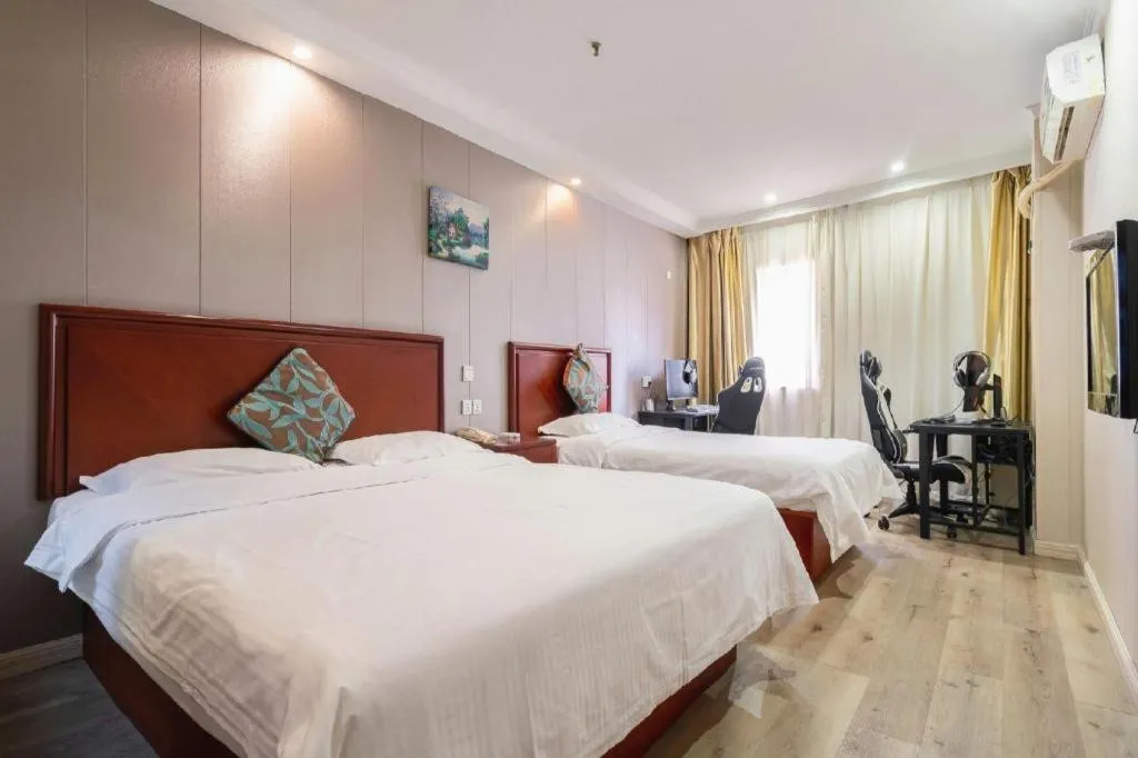 Bed in GreenTree Inn Wuxi Guangrui Road Hotel