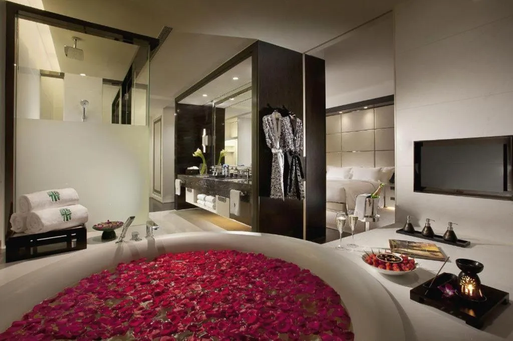 Bed in Banyan Tree Tianjin Riverside