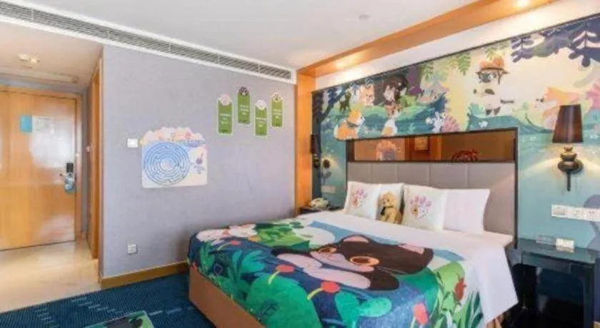 Bed in Grand Skylight Hotel KaiMei