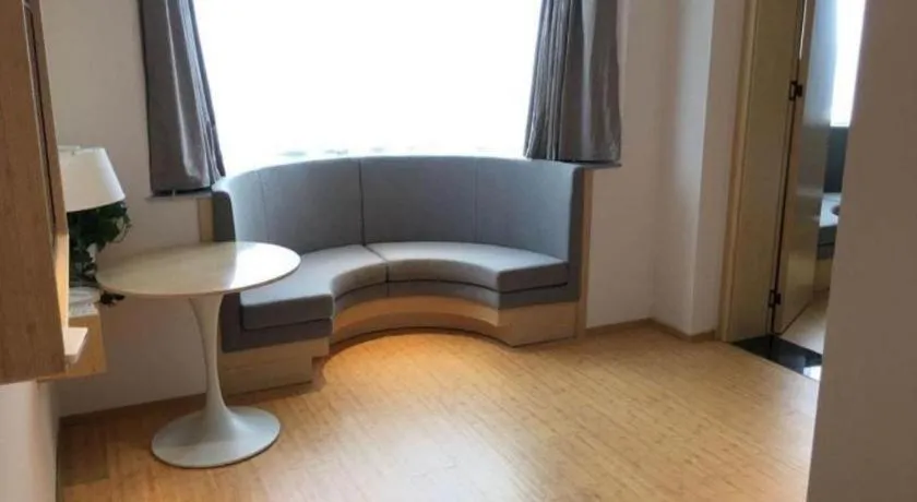 GreenTree Inn Lianyungang Suning Square Hualian Mantion Hotel