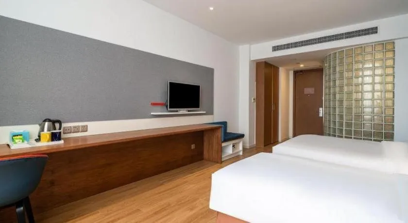 Bed in Holiday Inn Express Yangzhou City Center By IHG