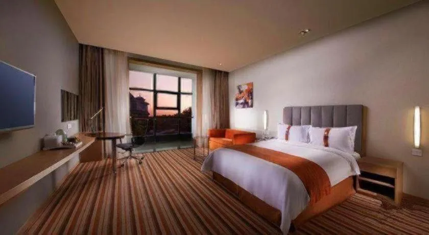 Bed in Holiday Inn Express Yangzhou City Center By IHG