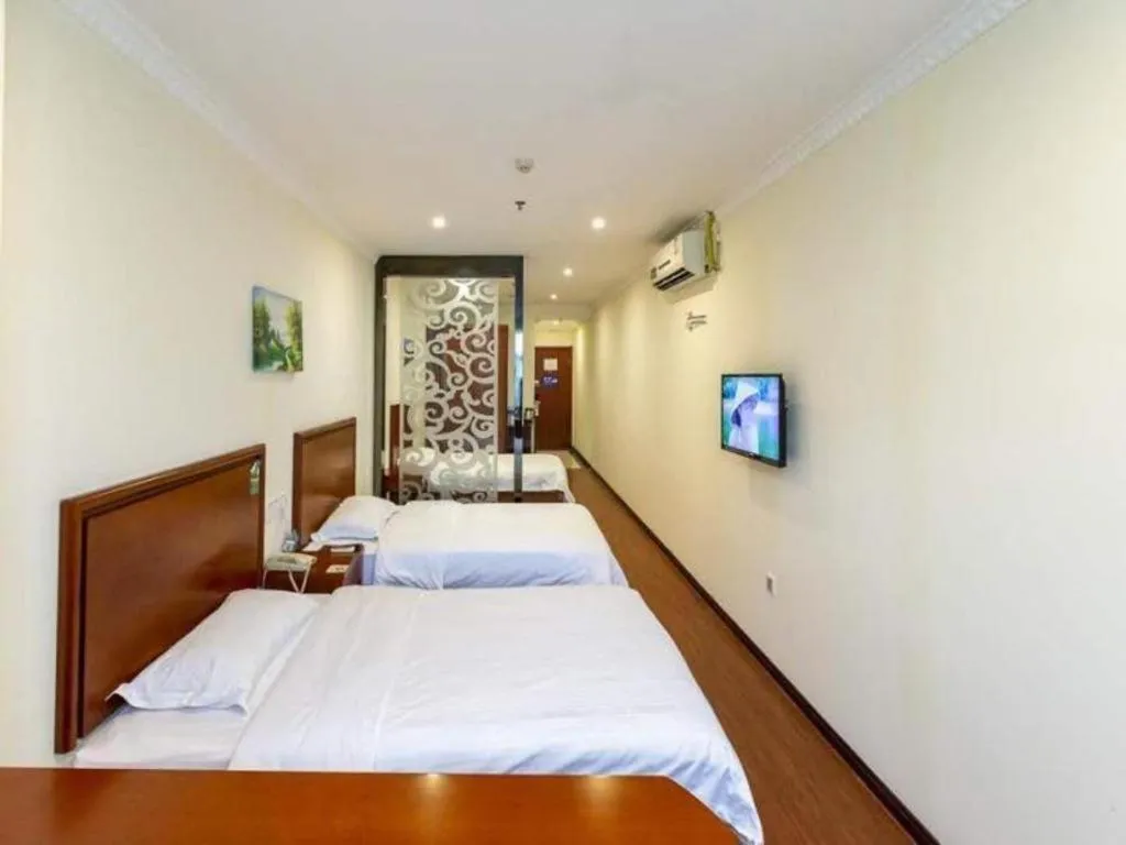 Bed in GreenTree Inn xinghua Middle Yingwu Road Express Hotel