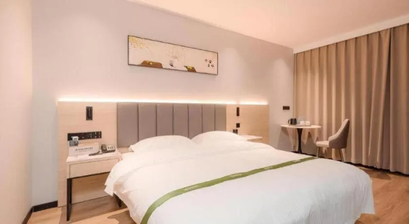 Bed in GreenTree Inn xinghua Middle Yingwu Road Express Hotel