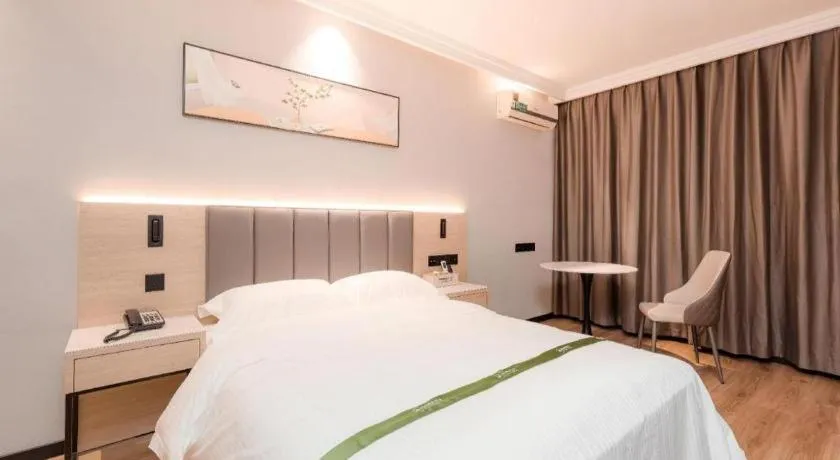 Bed in GreenTree Inn xinghua Middle Yingwu Road Express Hotel