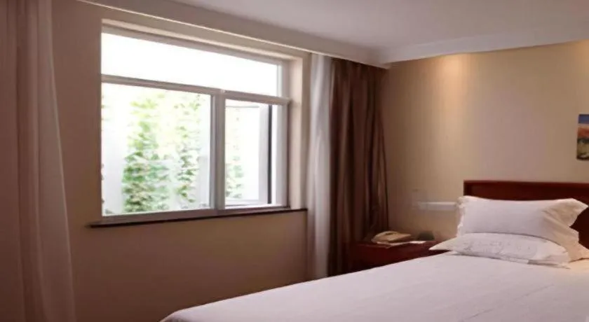 Bed in GreenTree Inn xinghua Middle Yingwu Road Express Hotel