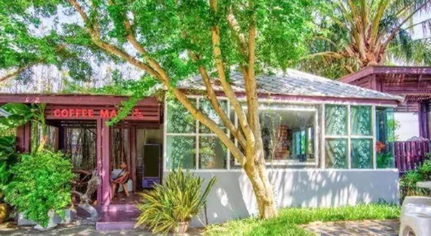 Thaiasia Goldensea Resort