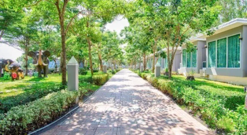 Thaiasia Goldensea Resort