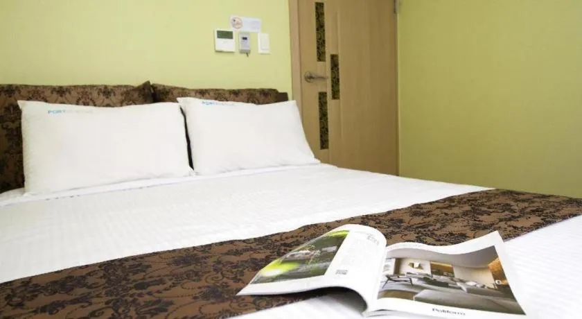 Port Avenue Hotel N Resort