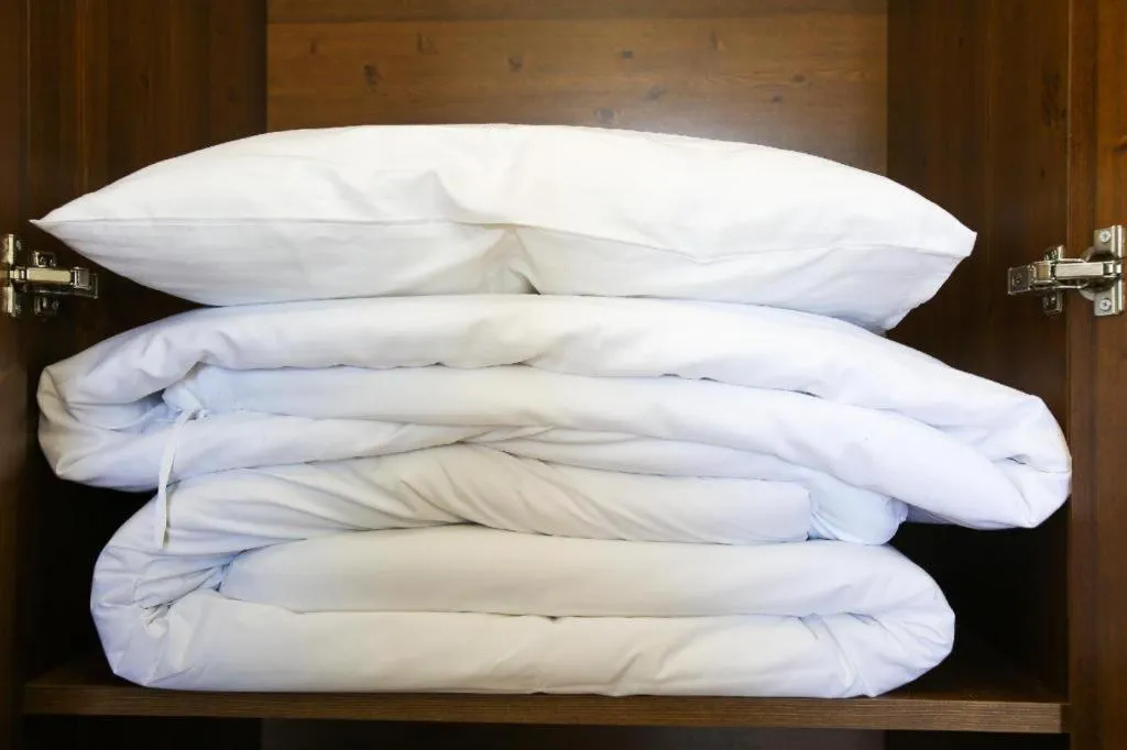 Port Avenue Hotel N Resort