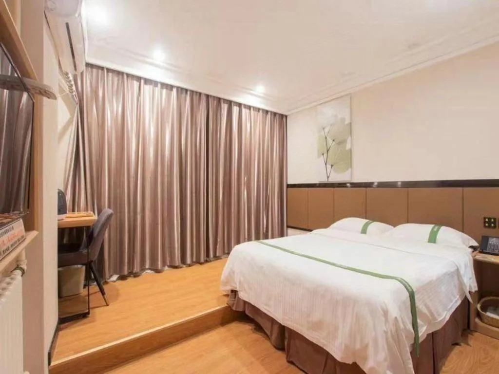 Bed in GreenTree Inn Puyang Pushang Huanghe Road