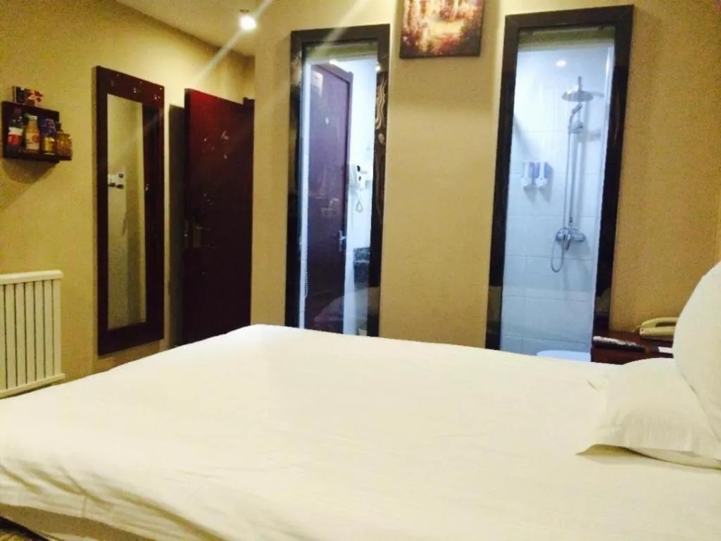 Bed in GreenTree Inn Puyang Pushang Huanghe Road