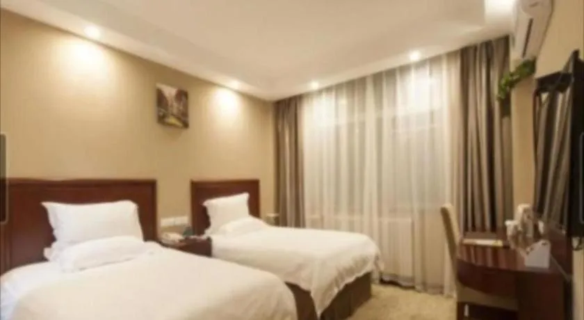 Bed in GreenTree Inn Puyang Pushang Huanghe Road