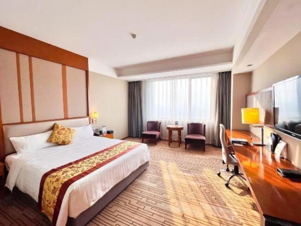 Bed in Shenyang Rayfont International Hotel
