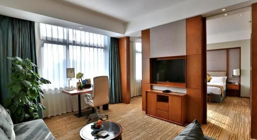 Bed in Shenyang Rayfont International Hotel