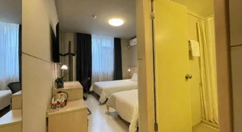 Bed in Jinjiang Inn Beijing Huairou Qingchun Road Wanda Plaza