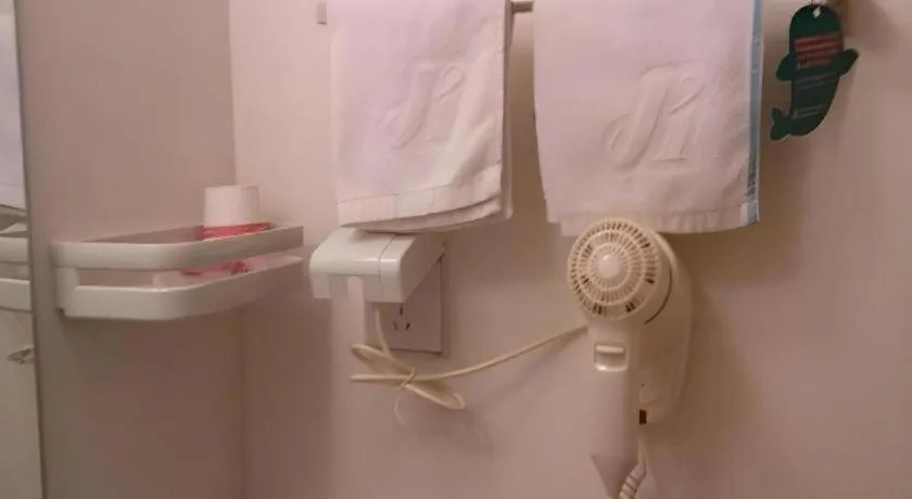 Jinjiang Inn Dalian Development Zone Jinma Road Light Railway Station