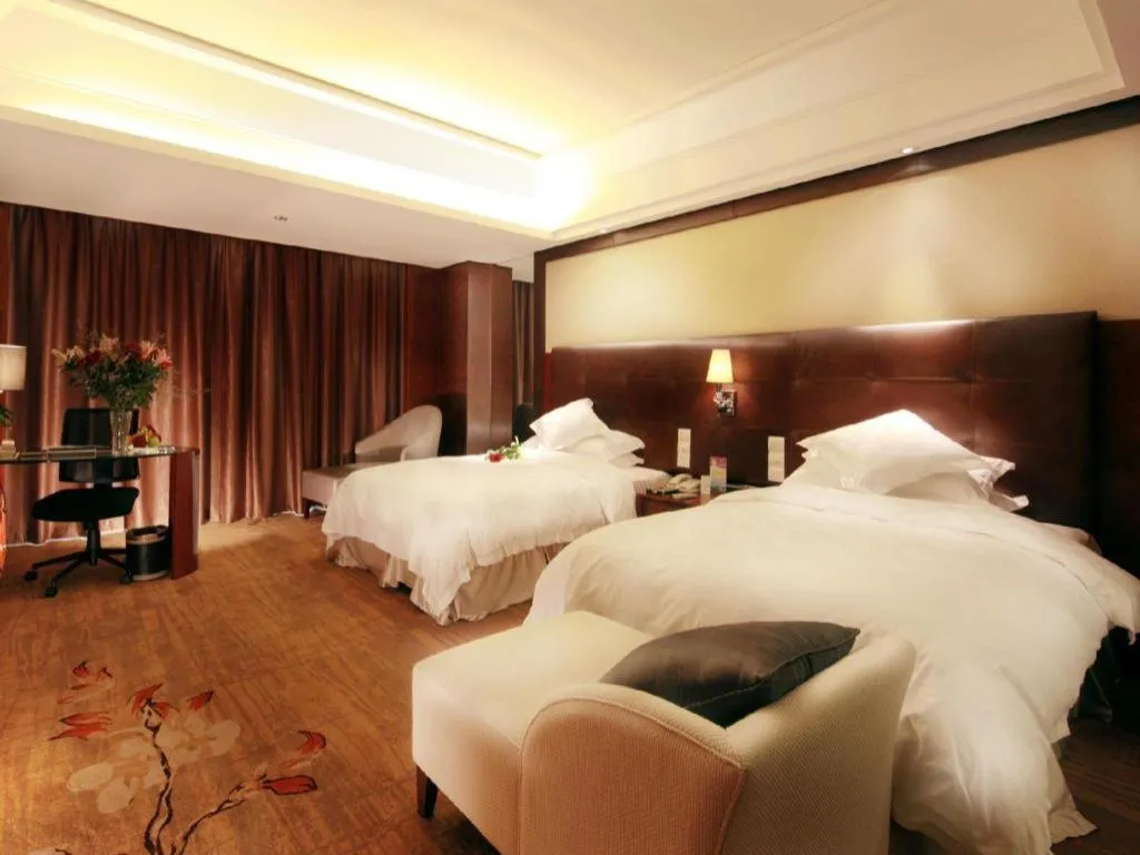 Bed in Jiaxing Haiyan Hangzhou Bay International Hotel