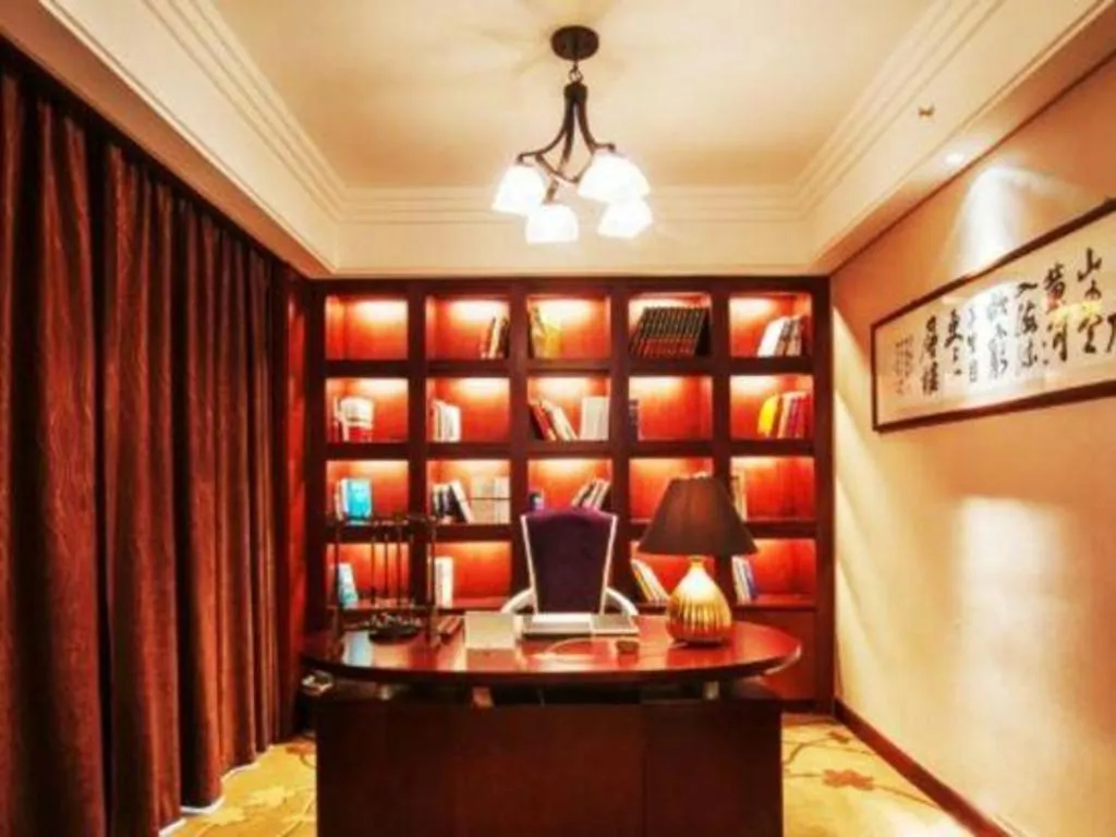 Maison New Century Hotel Wuyuan Haiyan