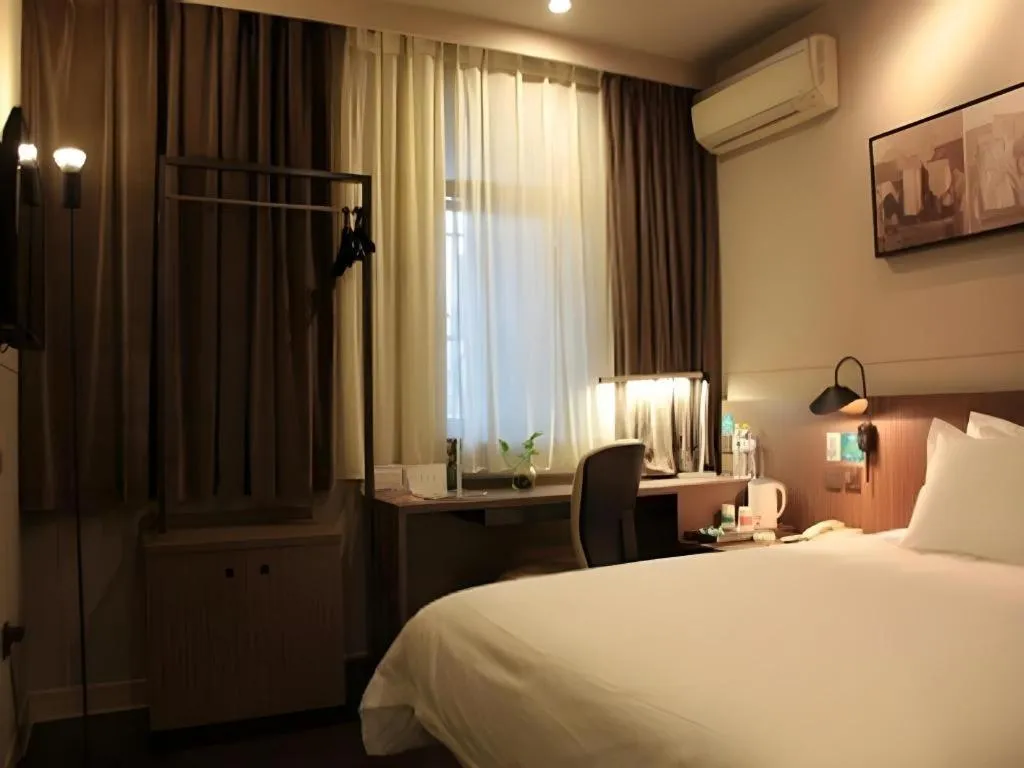 Bed in Jinjiang Inn Hangzhou Xihu Avenue Branch