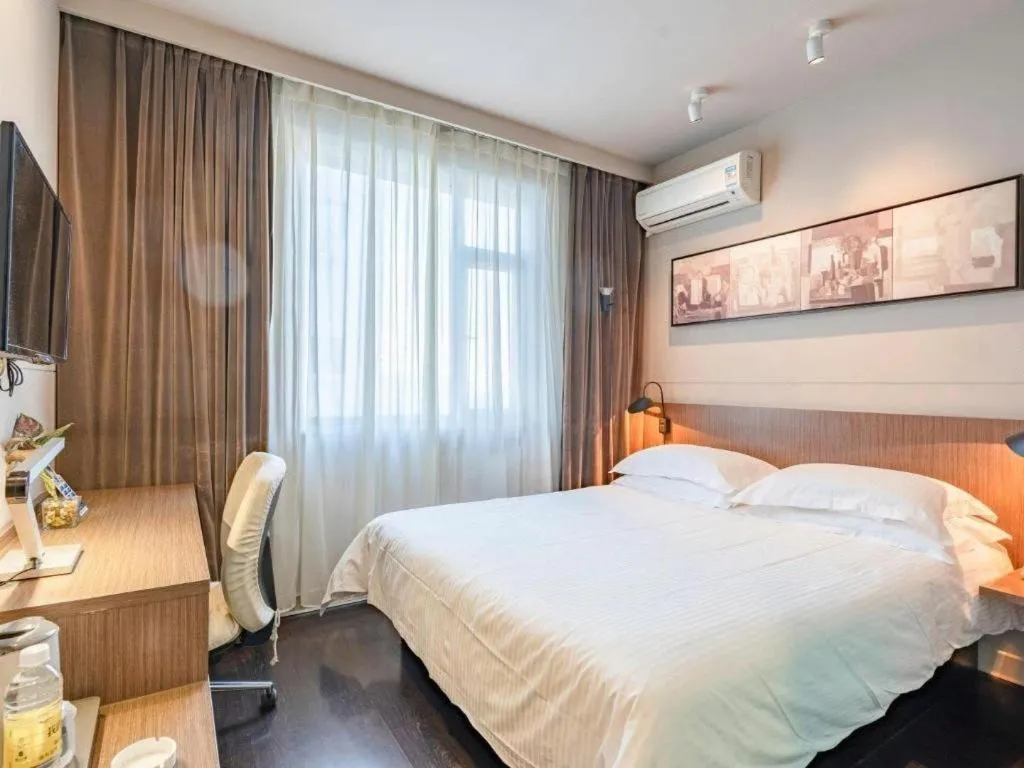 Bed in Jinjiang Inn Hangzhou Xihu Avenue Branch