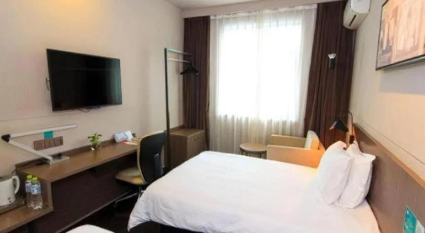 Bed in Jinjiang Inn Hangzhou Xihu Avenue Branch