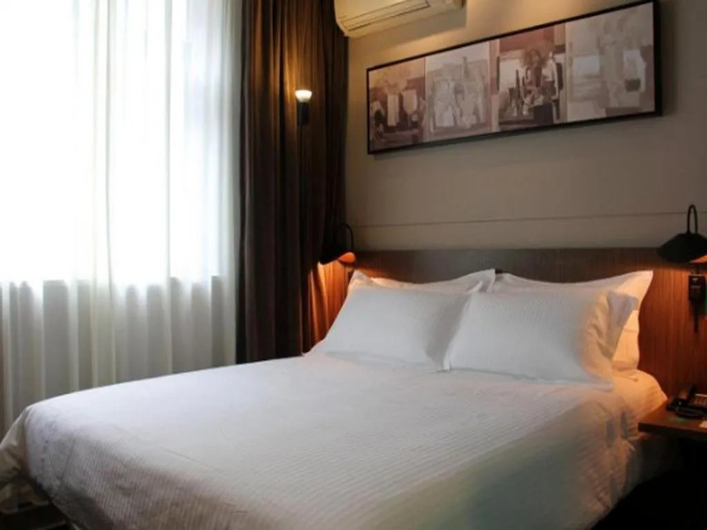 Bed in Jinjiang Inn Hangzhou Xihu Avenue Branch