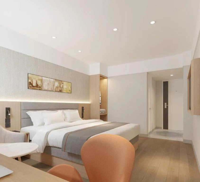 Bed in Jinjiang Inn Zhengzhou Railway Station Erqi Square Metro Station