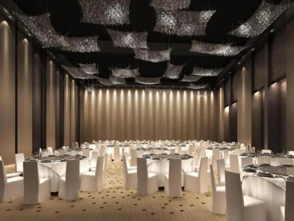 Himalayas Qingdao Hotel