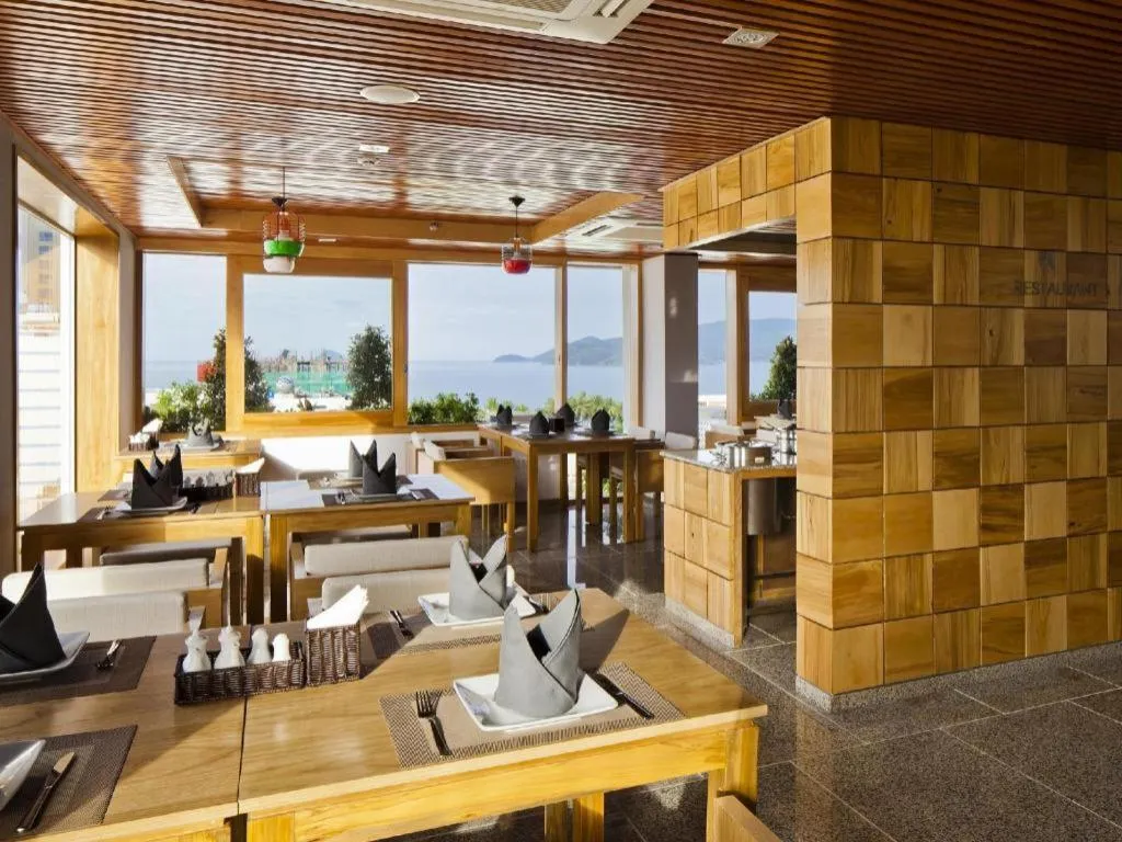 Golden Holiday Hotel Nha Trang