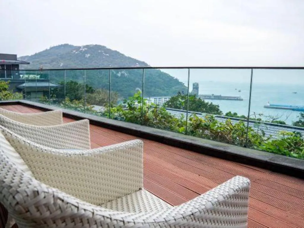 The Dreamland Resort