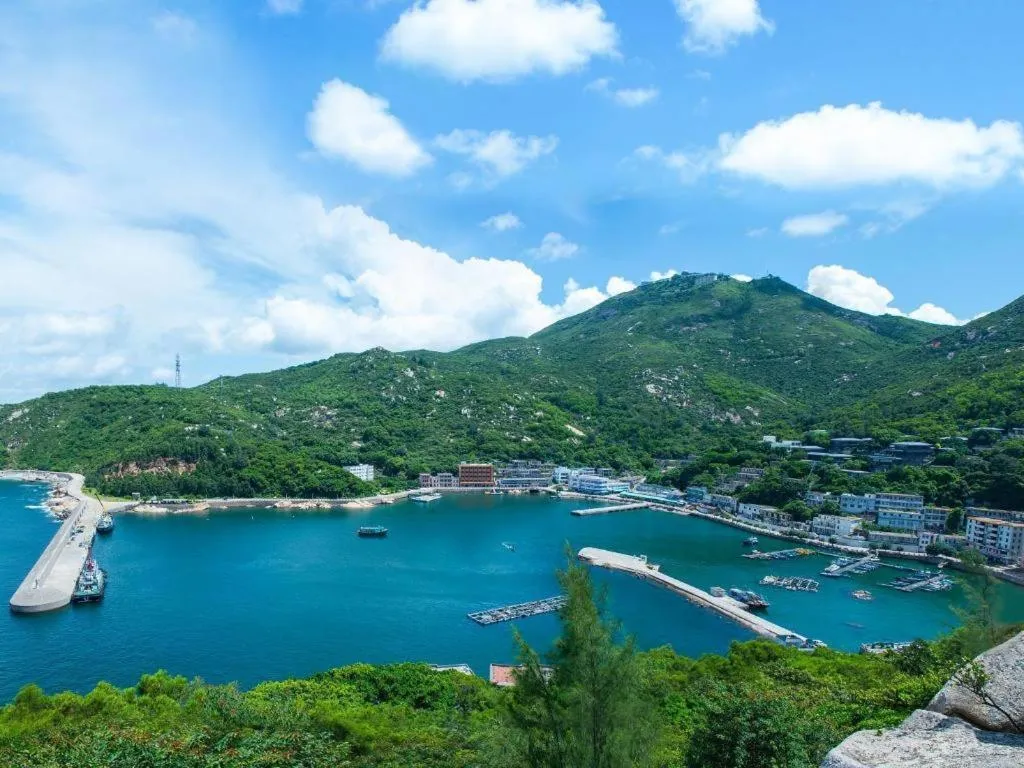 The Dreamland Resort