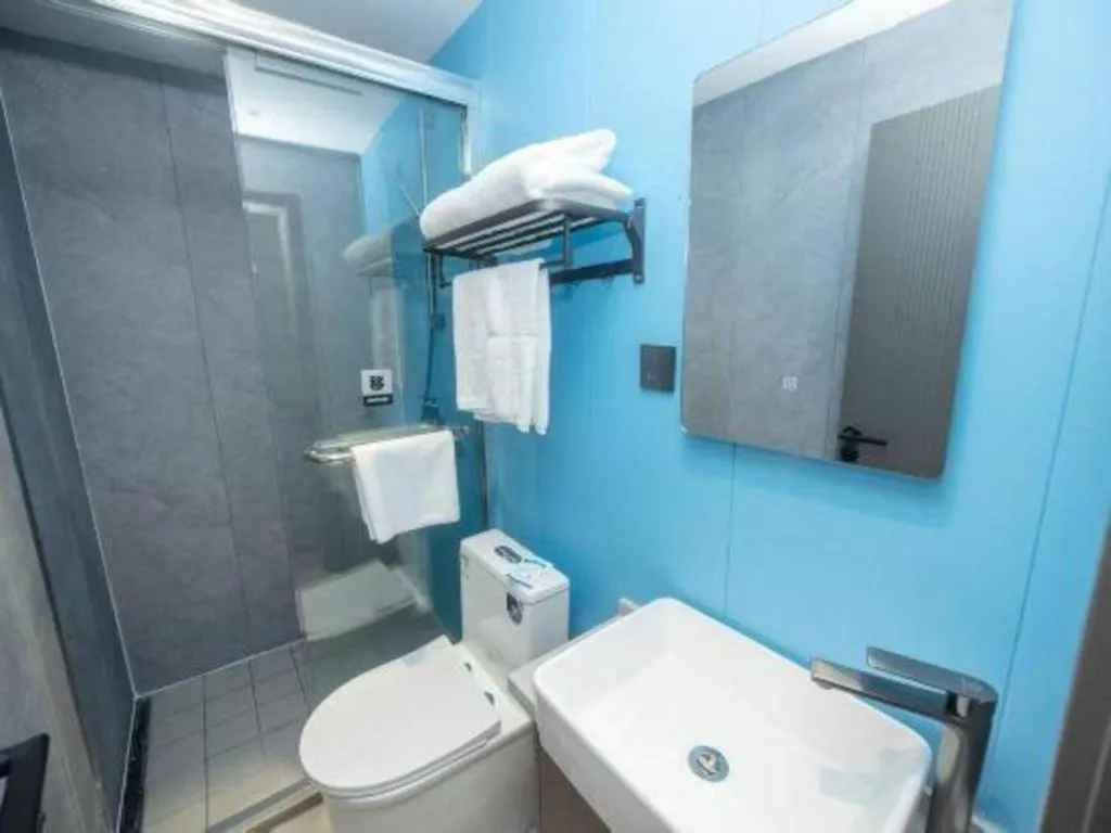 GreenTree Inn Shanghai South Railway Station Xujiahui Stadium Subway Station Shell Hotel