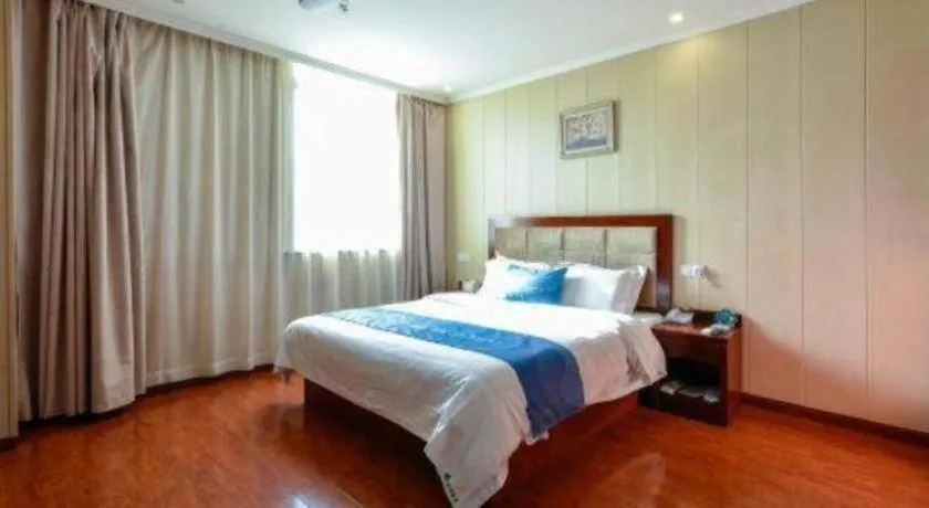 Bed in GreenTree Inn Wuxi Changjiang North Road Jincheng Road Express Hotel