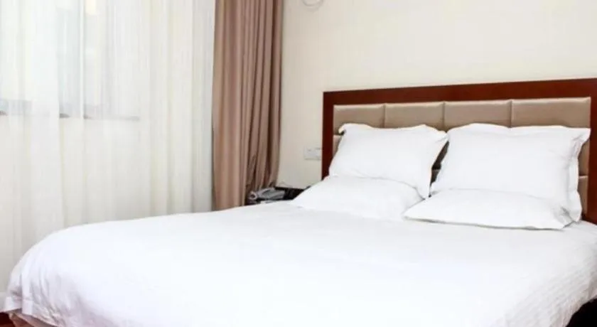 Bed in GreenTree Inn Wuxi Changjiang North Road Jincheng Road Express Hotel
