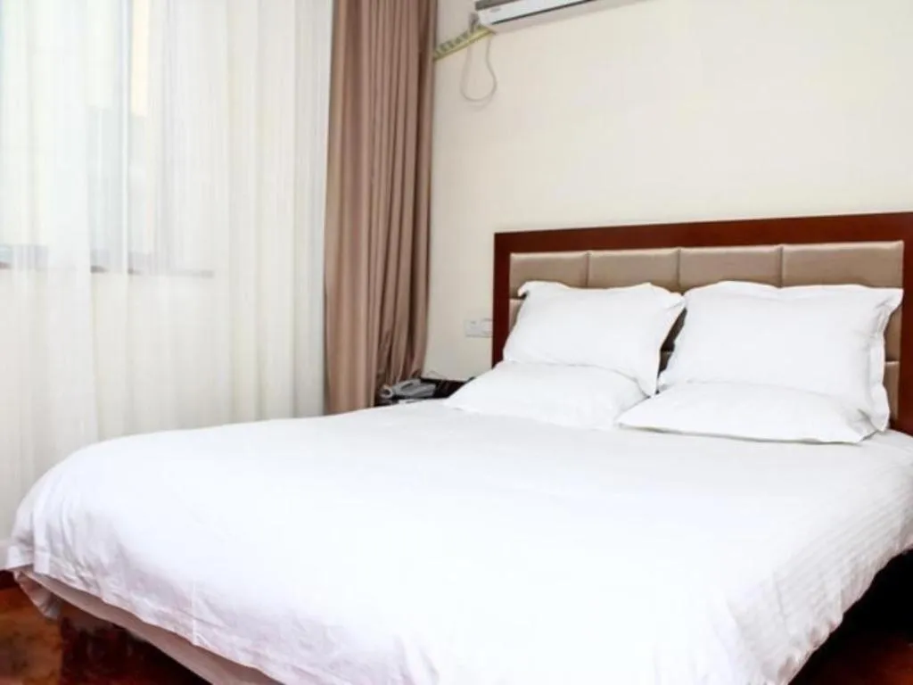 Bed in GreenTree Inn Wuxi Changjiang North Road Jincheng Road Express Hotel