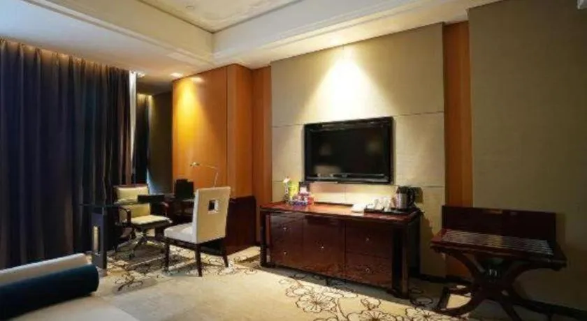 Zhangjiagang Zhonglian GDH International Hotel