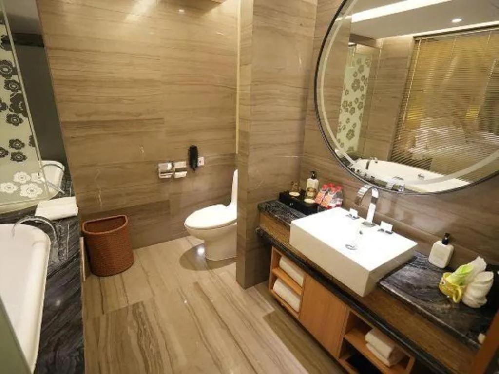 Zhangjiagang Zhonglian GDH International Hotel