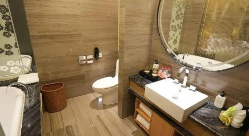 Zhangjiagang Zhonglian GDH International Hotel