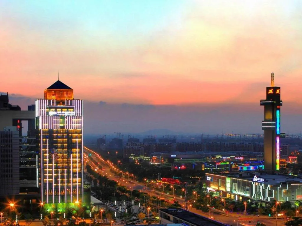 Zhangjiagang Zhonglian GDH International Hotel