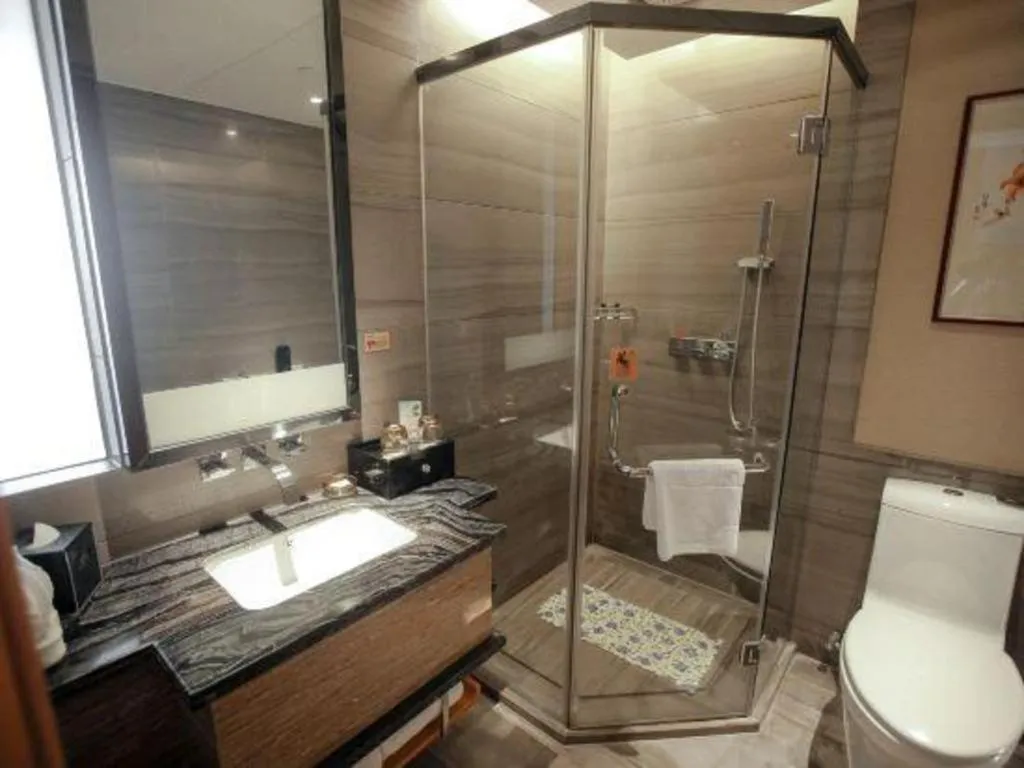 Zhangjiagang Zhonglian GDH International Hotel