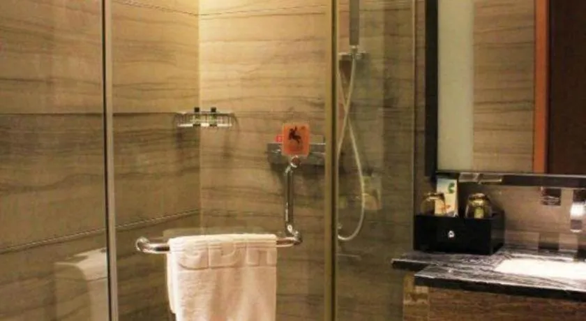 Zhangjiagang Zhonglian GDH International Hotel