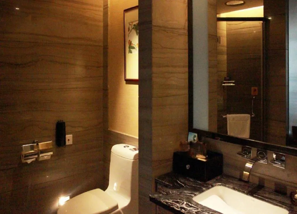 Zhangjiagang Zhonglian GDH International Hotel