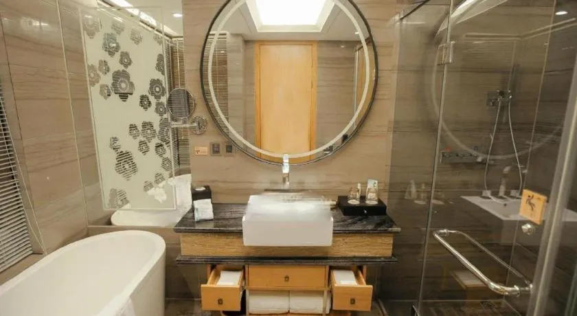 Zhangjiagang Zhonglian GDH International Hotel