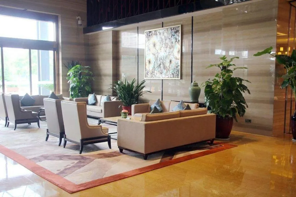 Zhangjiagang Zhonglian GDH International Hotel