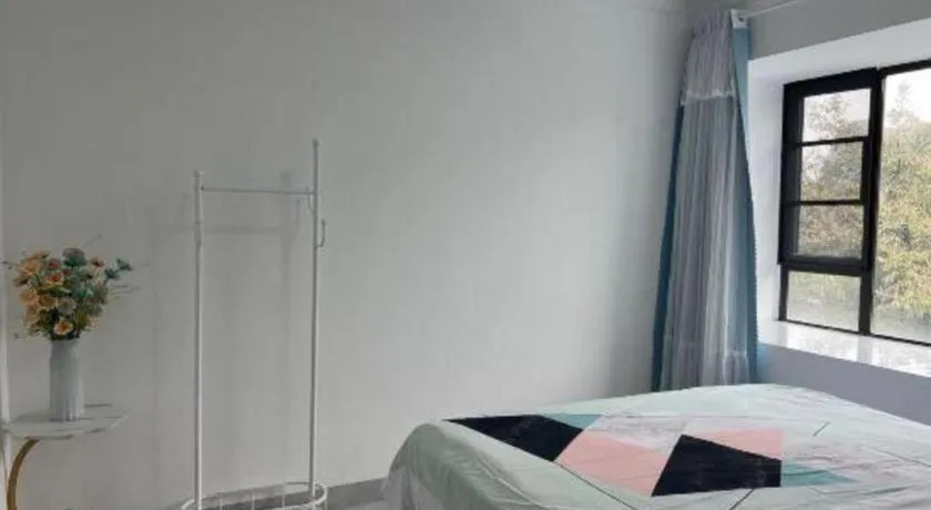 Bed in Parkside Hostel