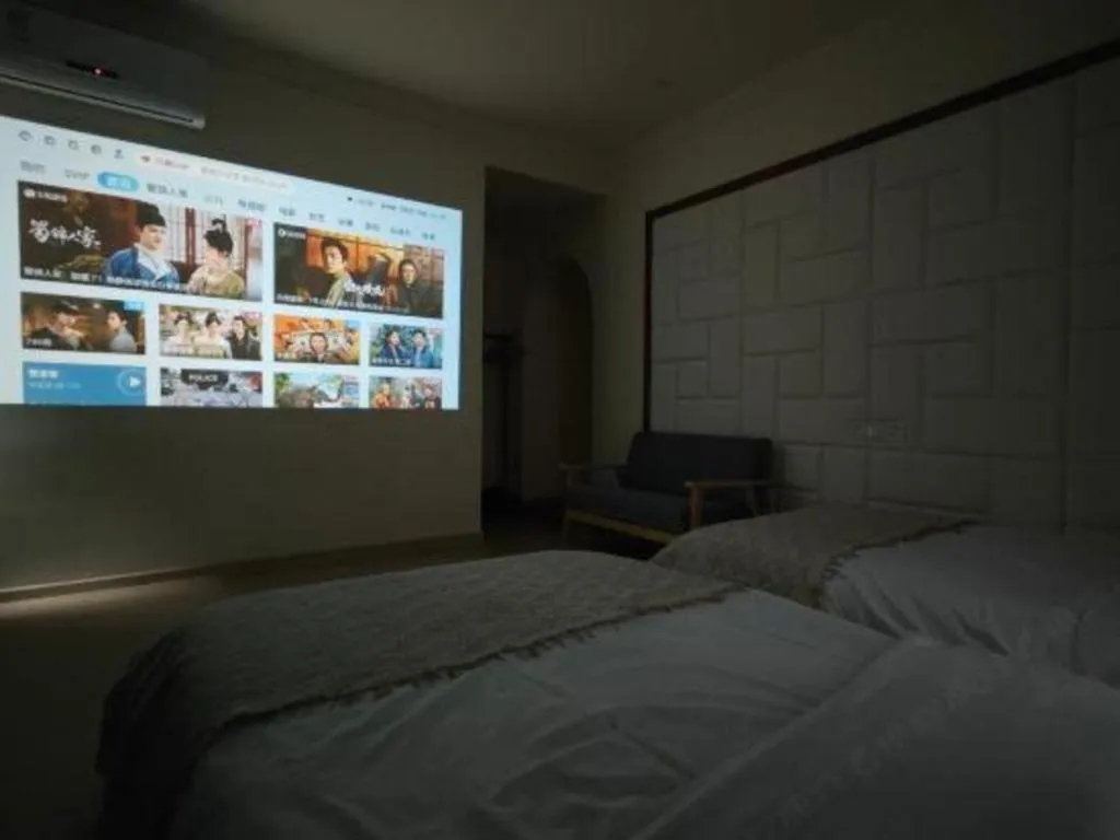 Bed in Parkside Hostel