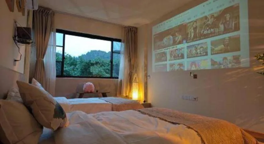 Bed in Parkside Hostel