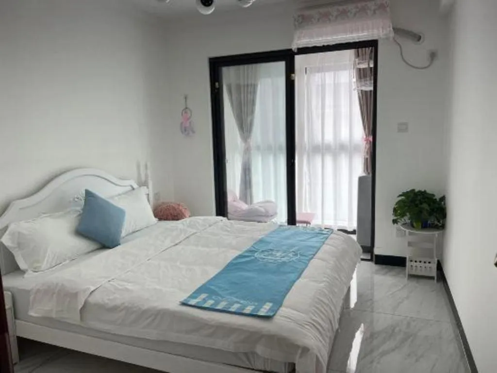 Bed in Parkside Hostel